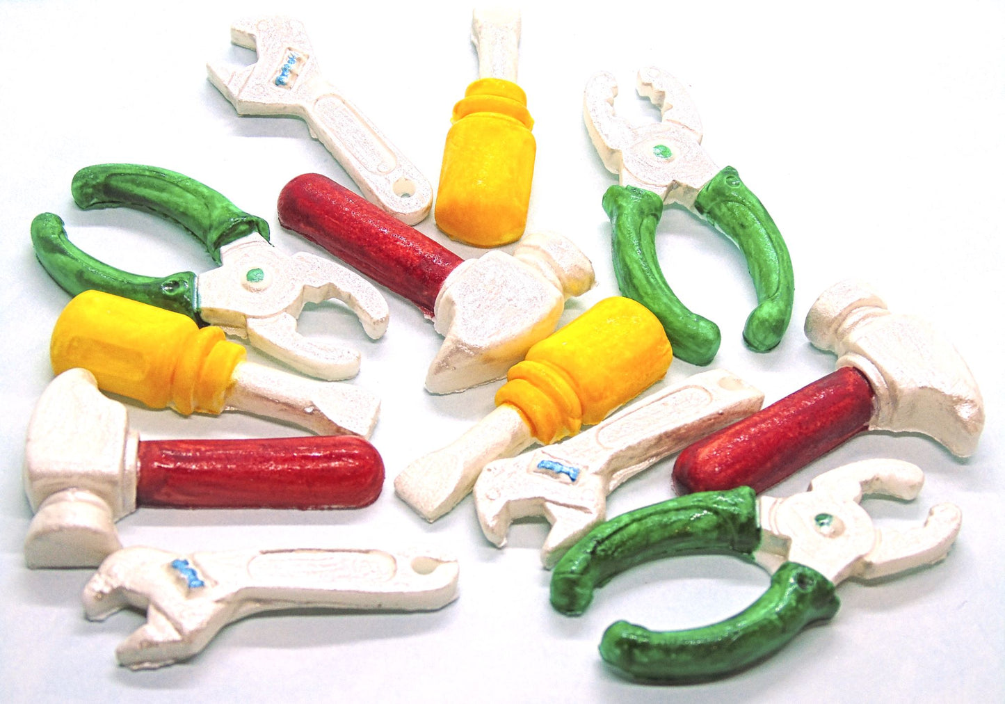 12 Edible Work Tools DIY Vegan Birthday cupcake toppers. Consists of hammer, screwdrivers, plyers  and wrench three of each