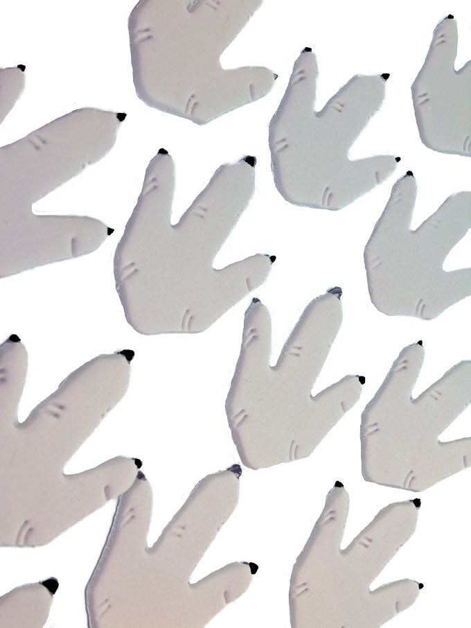 12 Eedible dinosaur feet cake toppers