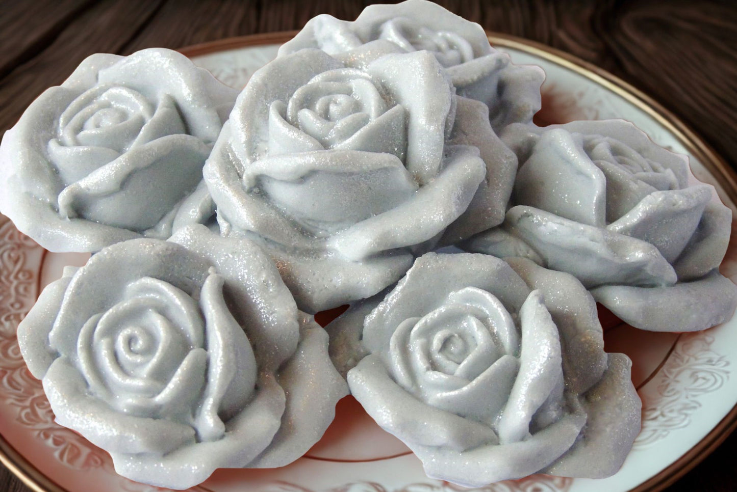 6 Large Glittered Coloured Roses Vegan Edible Cake Topper
