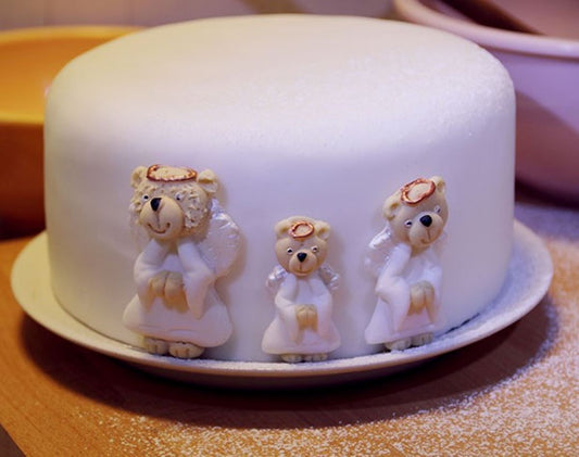Customers Christmas cake using Angel Teddys Vegan Cake Decorations