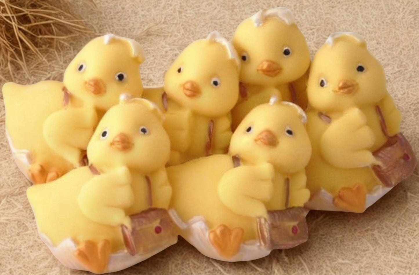 Set 6 yellow ducks carrying a bag on a textured surface