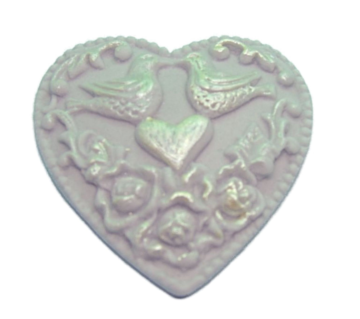 Glittered large Silver heart with Silver painted Doves within. Fully edible