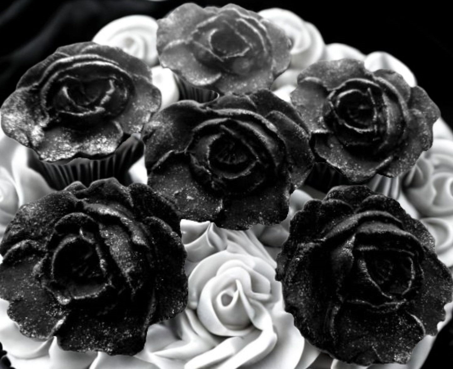 Set 6 Glittered Coloured Roses Edible Cupcake Decorations