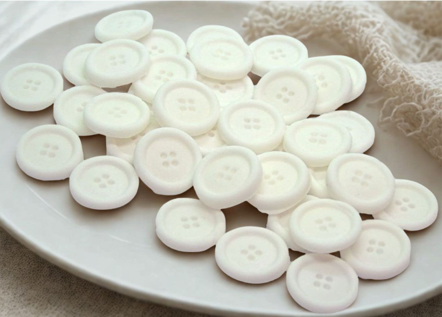 Pack 30 Round Coloured Buttons Edible Cupcake Cake Toppers